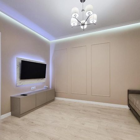 Botanica, 1 Bedroom Apartment With Living Κισινάου Εξωτερικό φωτογραφία